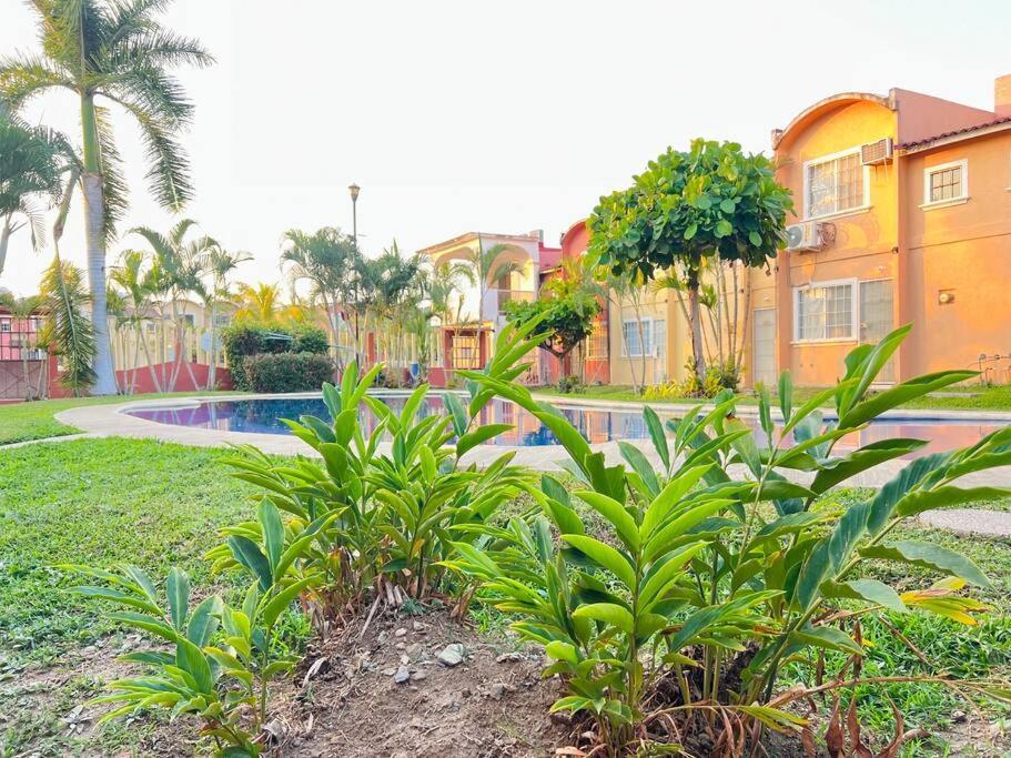 דירות איקסטפה Casa Con Alberca A 8 Min De Playa מראה חיצוני תמונה